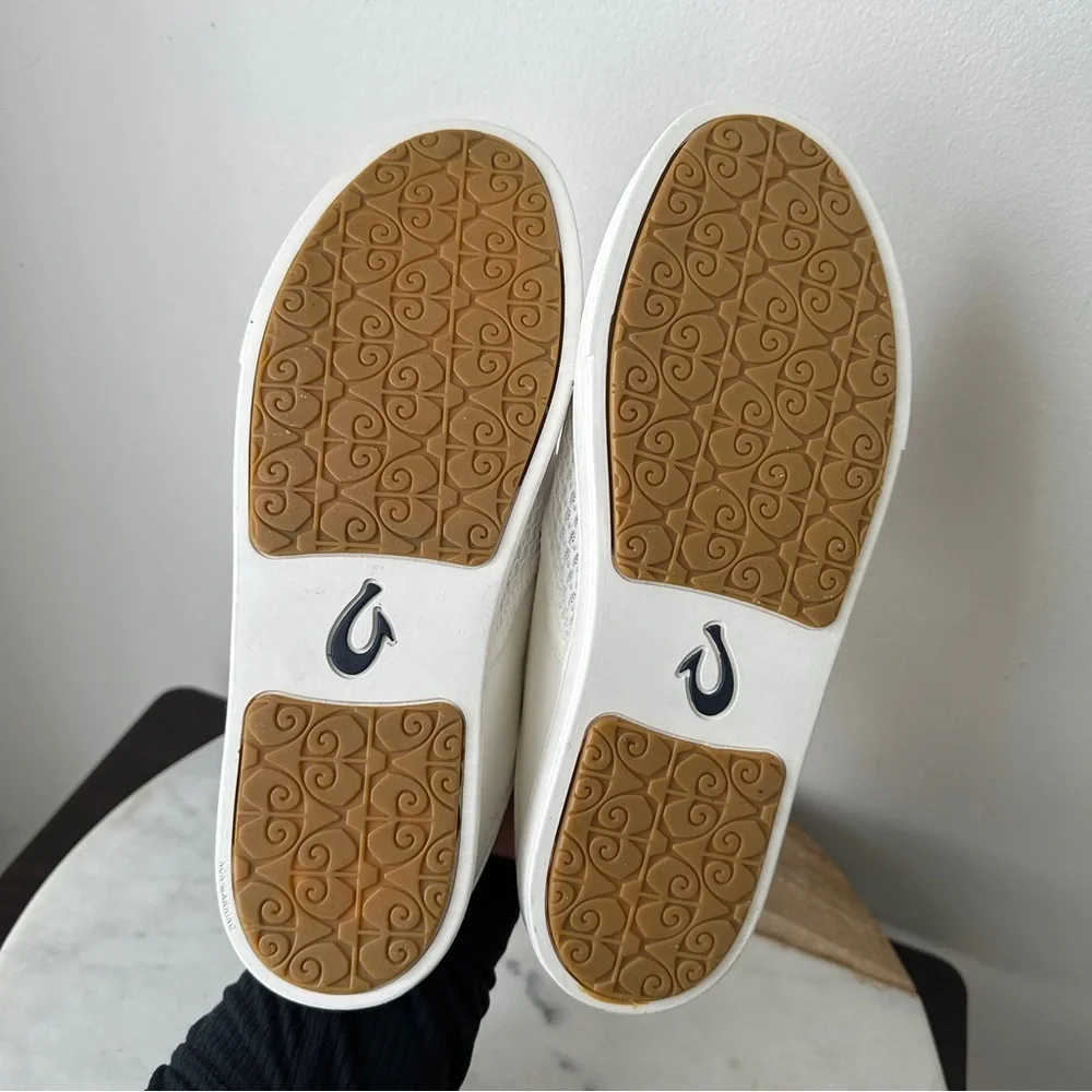 Olukai Pehuea Slip-On Shoes in Bright White Breathable slip on Sneakers 9.5